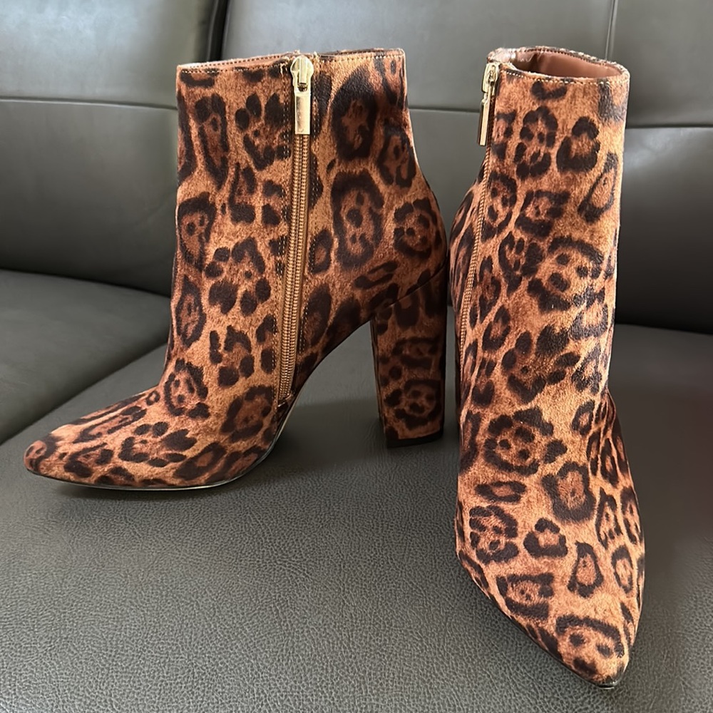 Leopard Booties - Picture 5 of 6